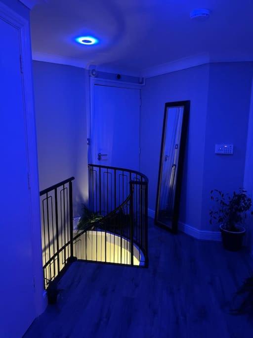 The Exclusive Jacuzzi Apartment Birmingham Exterior photo